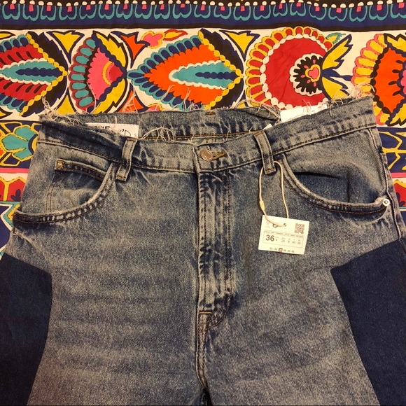 SOLD: 👖 ZARA Jeans 👖 - Picture 2 of 7